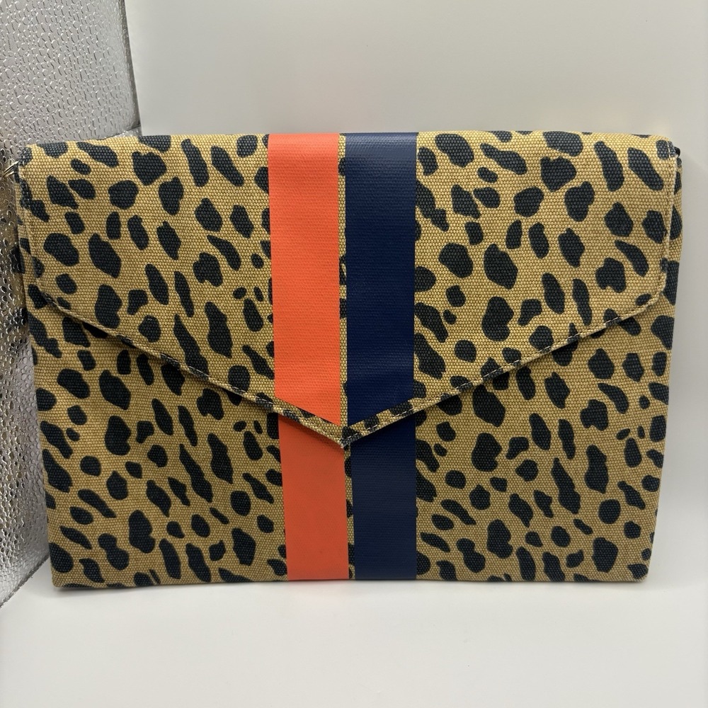 Stella & Dot Clutch Purse Bellamy Animal Dot Leopard Print Excellent Condition